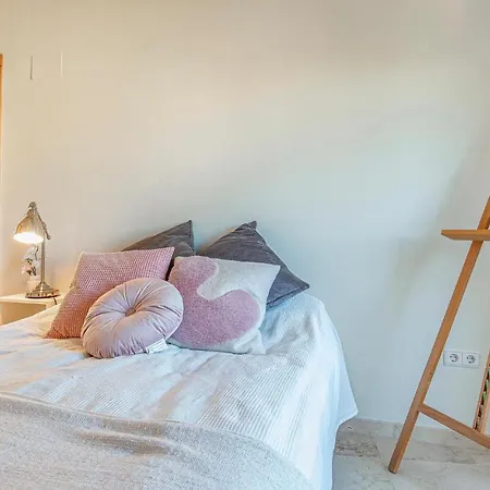 Amazing In With Wifi Apartment